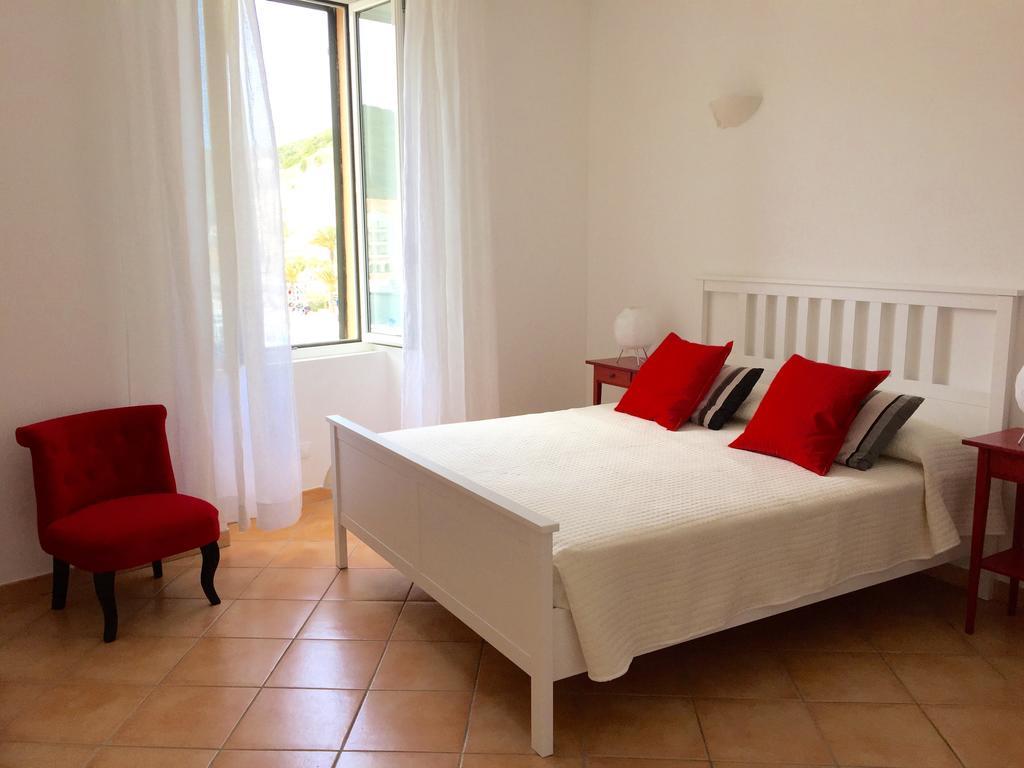 Les Appartements Du Port Бонифачо Номер фото