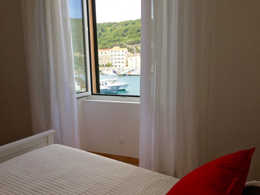 Les Appartements Du Port Бонифачо Экстерьер фото