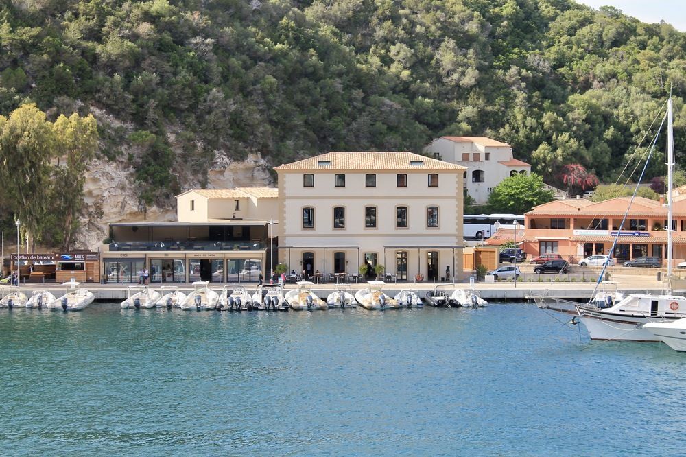 Les Appartements Du Port Бонифачо Экстерьер фото